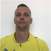 Coach sportif / professeur de sport donne cours particuliers pour progresser en EPS tous niveaux